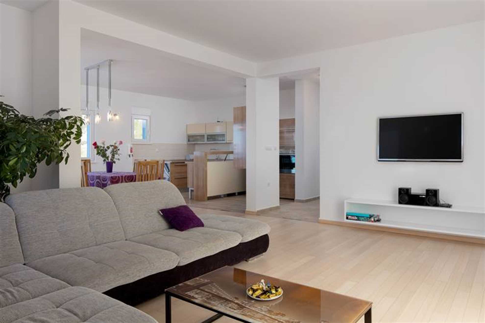 Moderna vila Mermaid v Podstrani