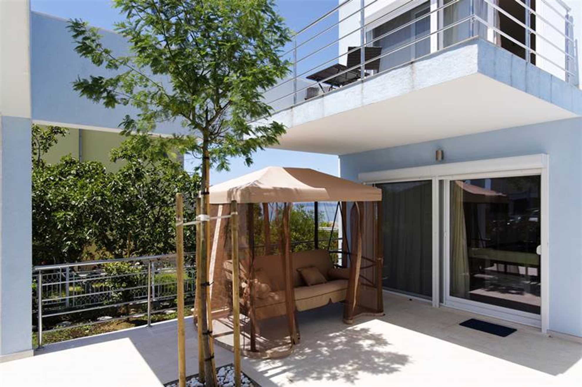 Moderna vila Mermaid v Podstrani