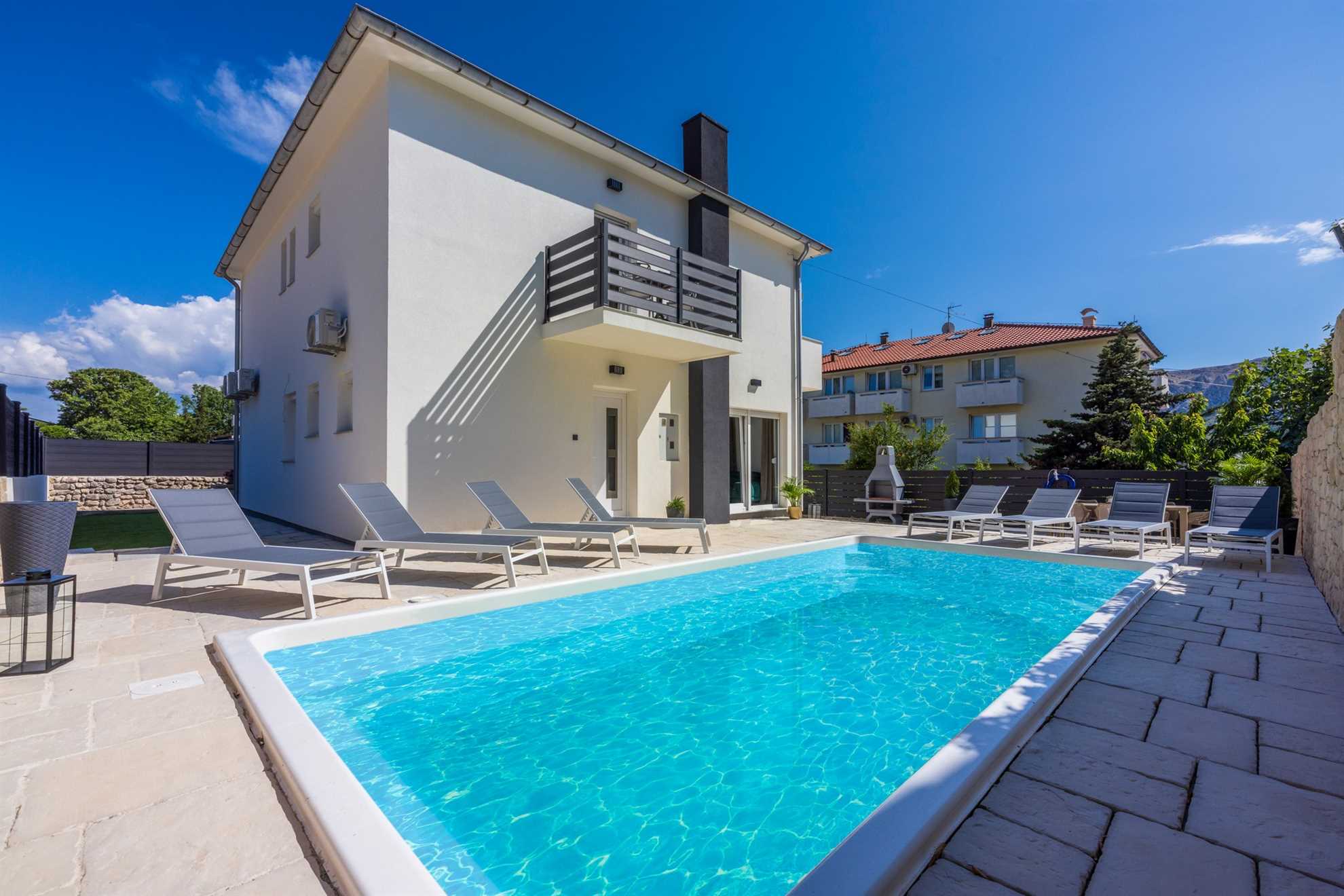 Villa Soleil by the seaside with private pool