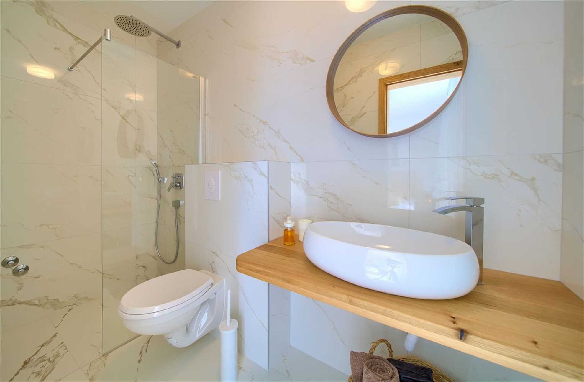 Villa Rossa z ogrevanim bazenom