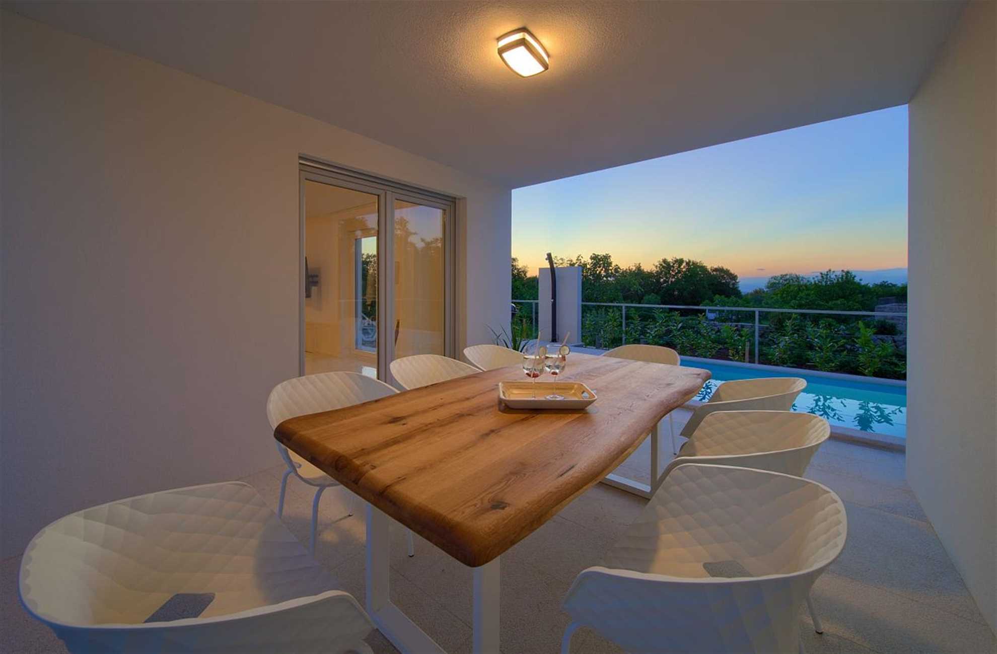 Villa Rossa z ogrevanim bazenom