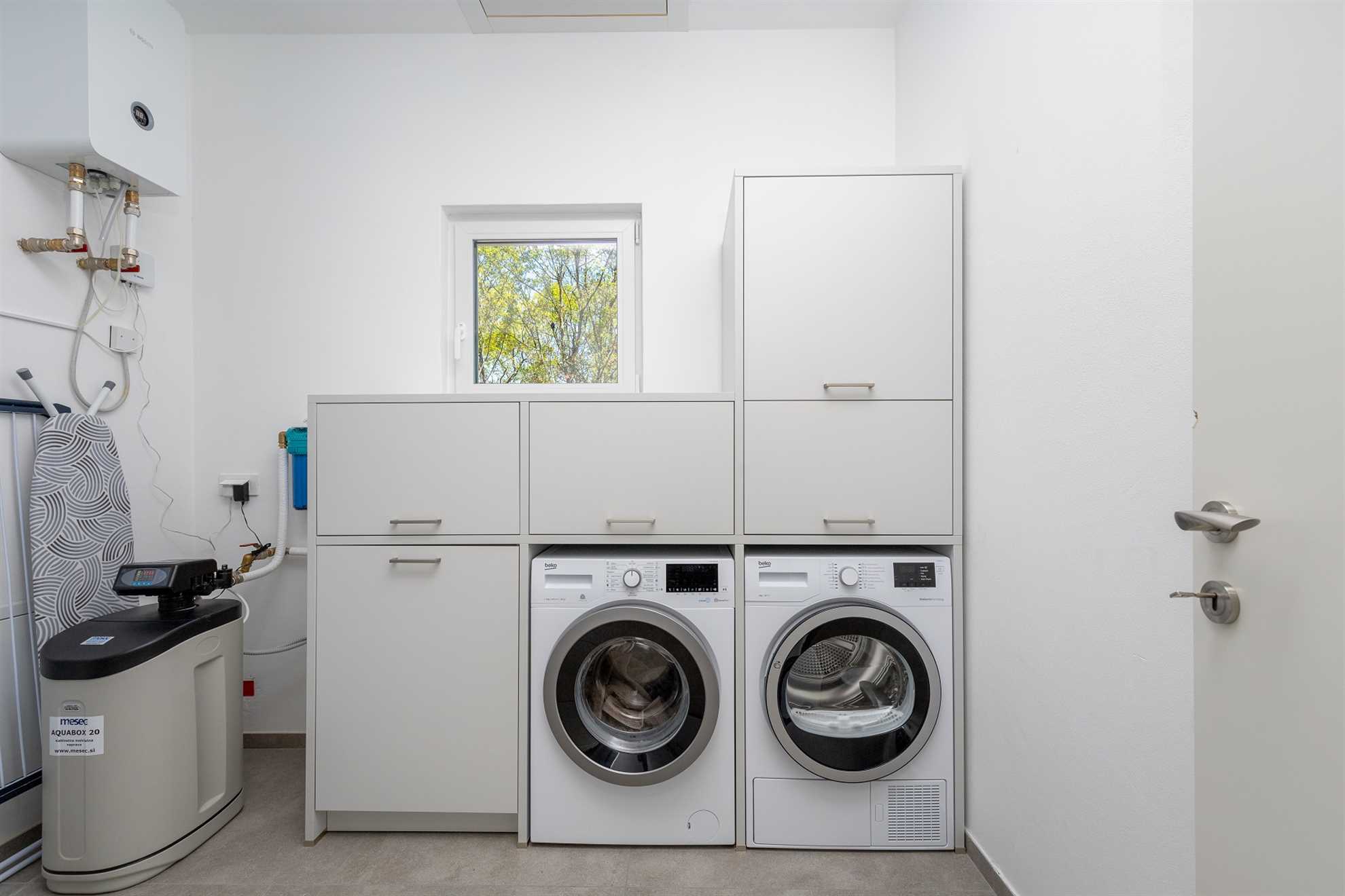 Villa Larra with heated pool & Jacuzzi