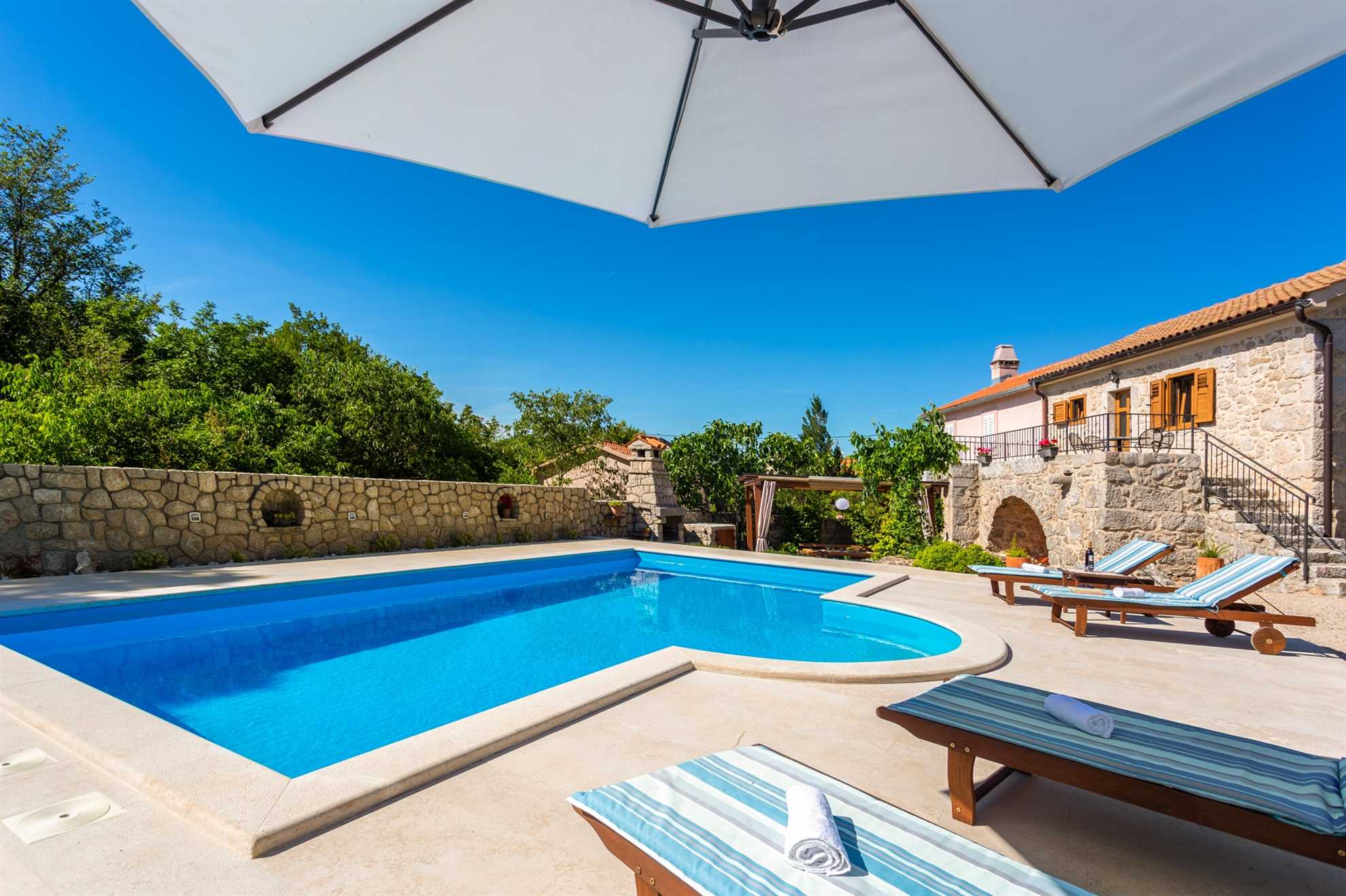 Charming Villa Katarina with private swimming pool