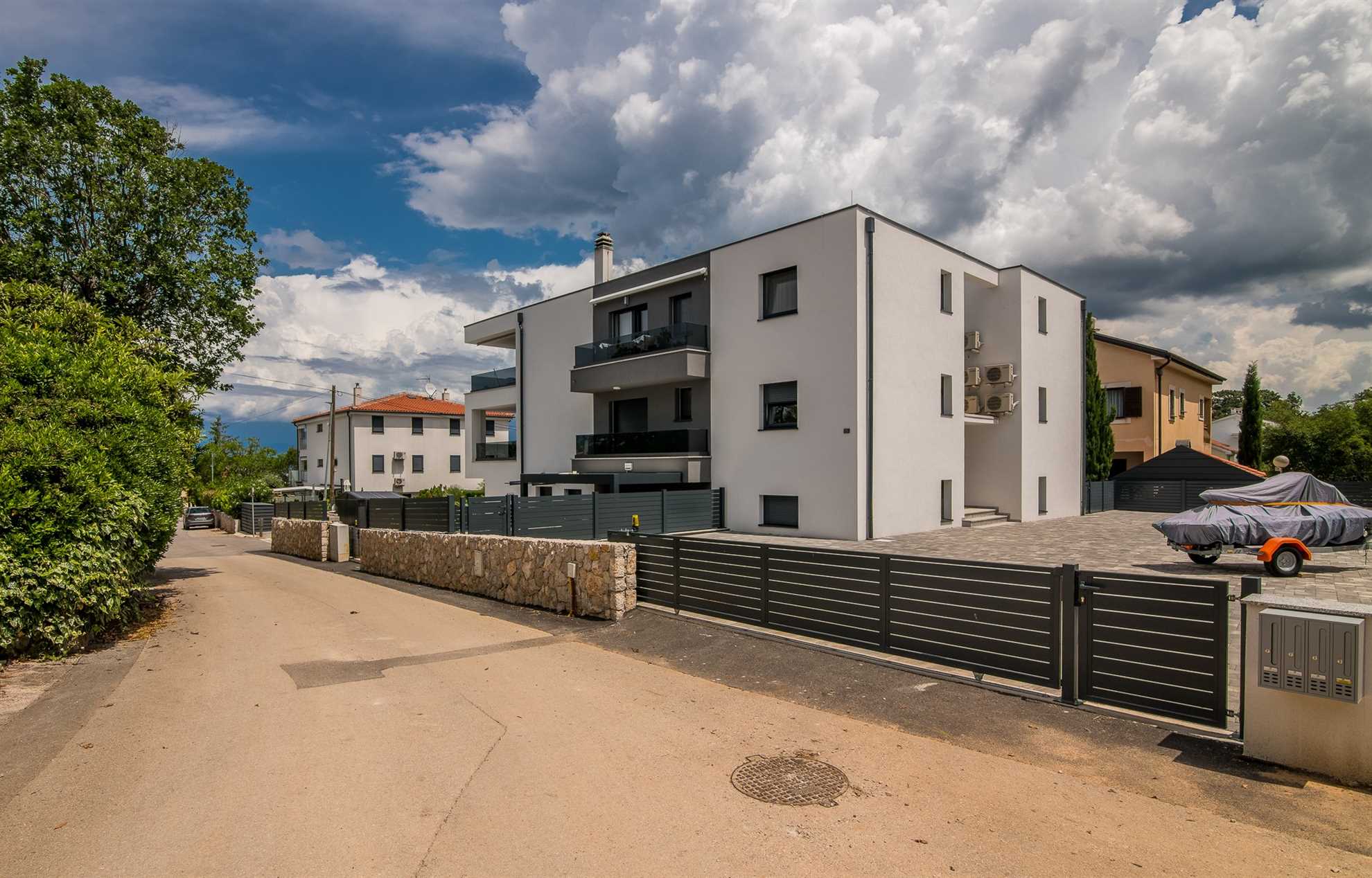 Deluxe Apartma I. z jacuzzijem v bližini plaže