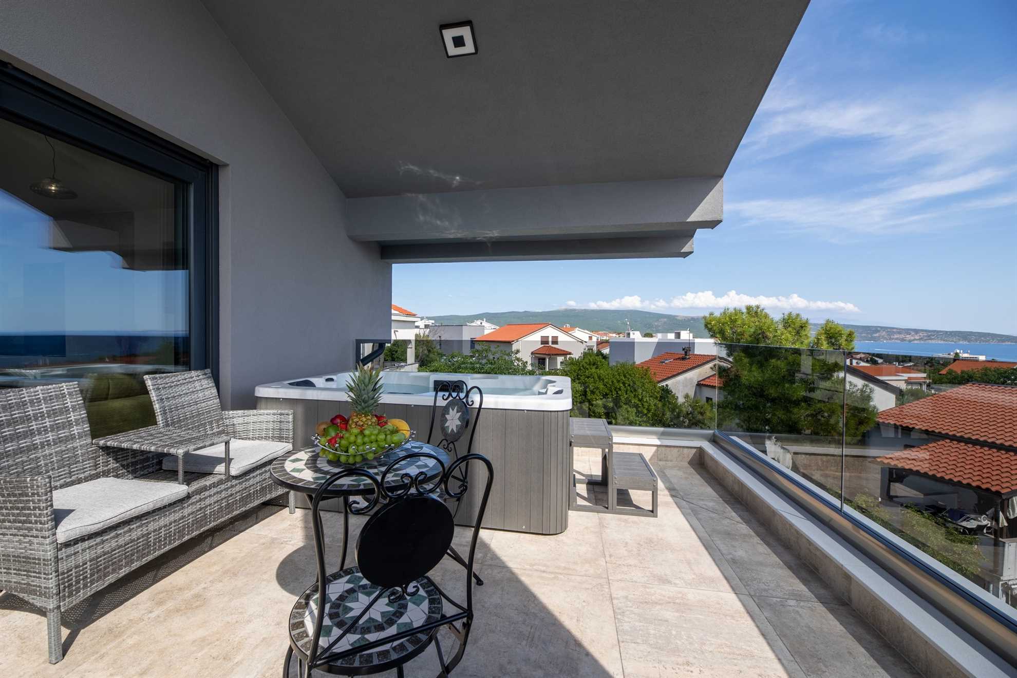 Luxus-Penthouse-Apartment IV. mit privatem Whirlpool in den Villa Adria Apartments