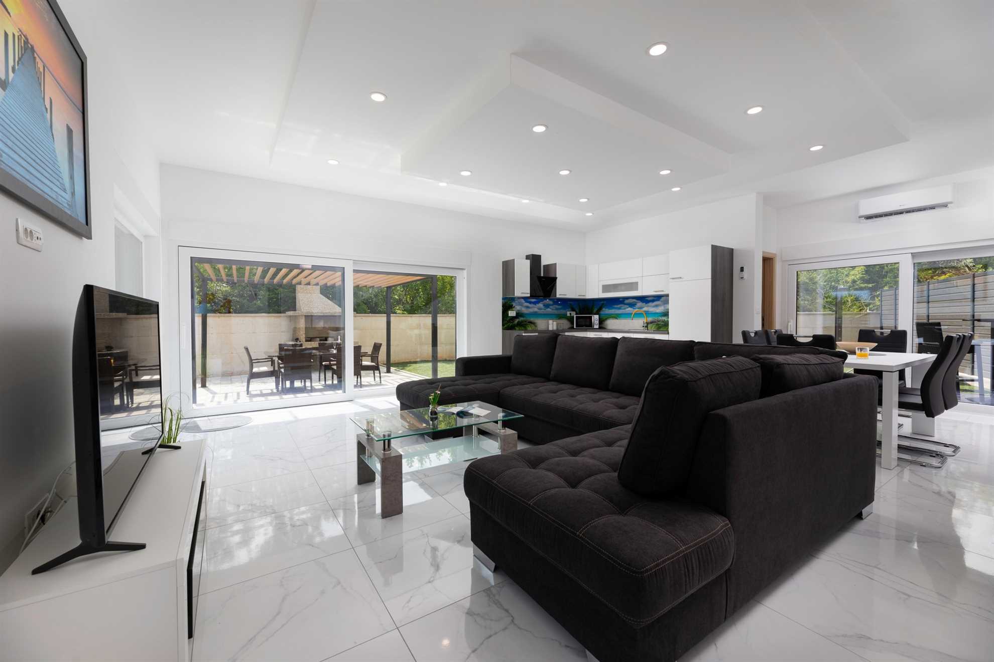 Villa Veroniq z bazenom & jacuzzijem