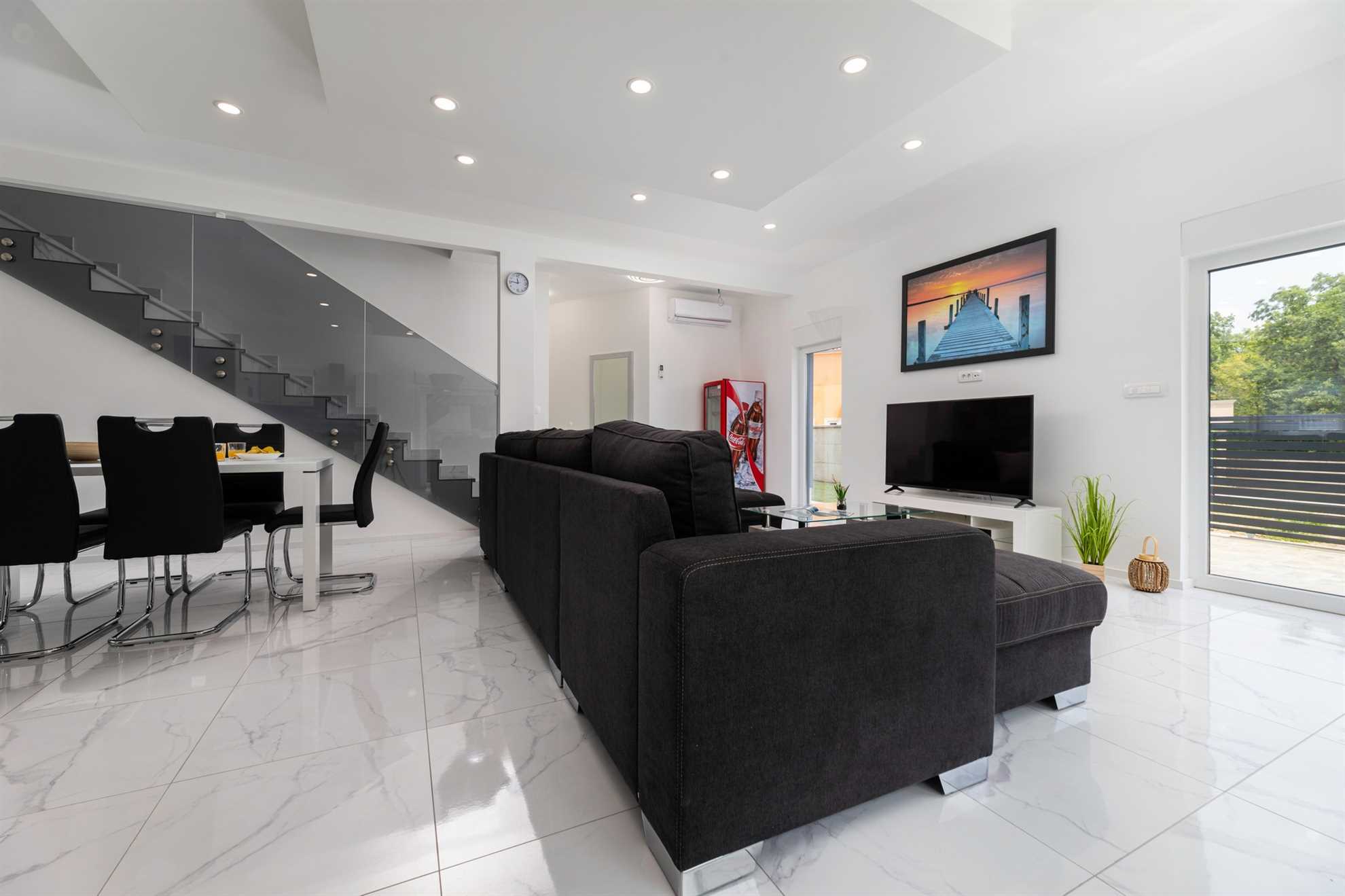 Villa Veroniq z bazenom & jacuzzijem