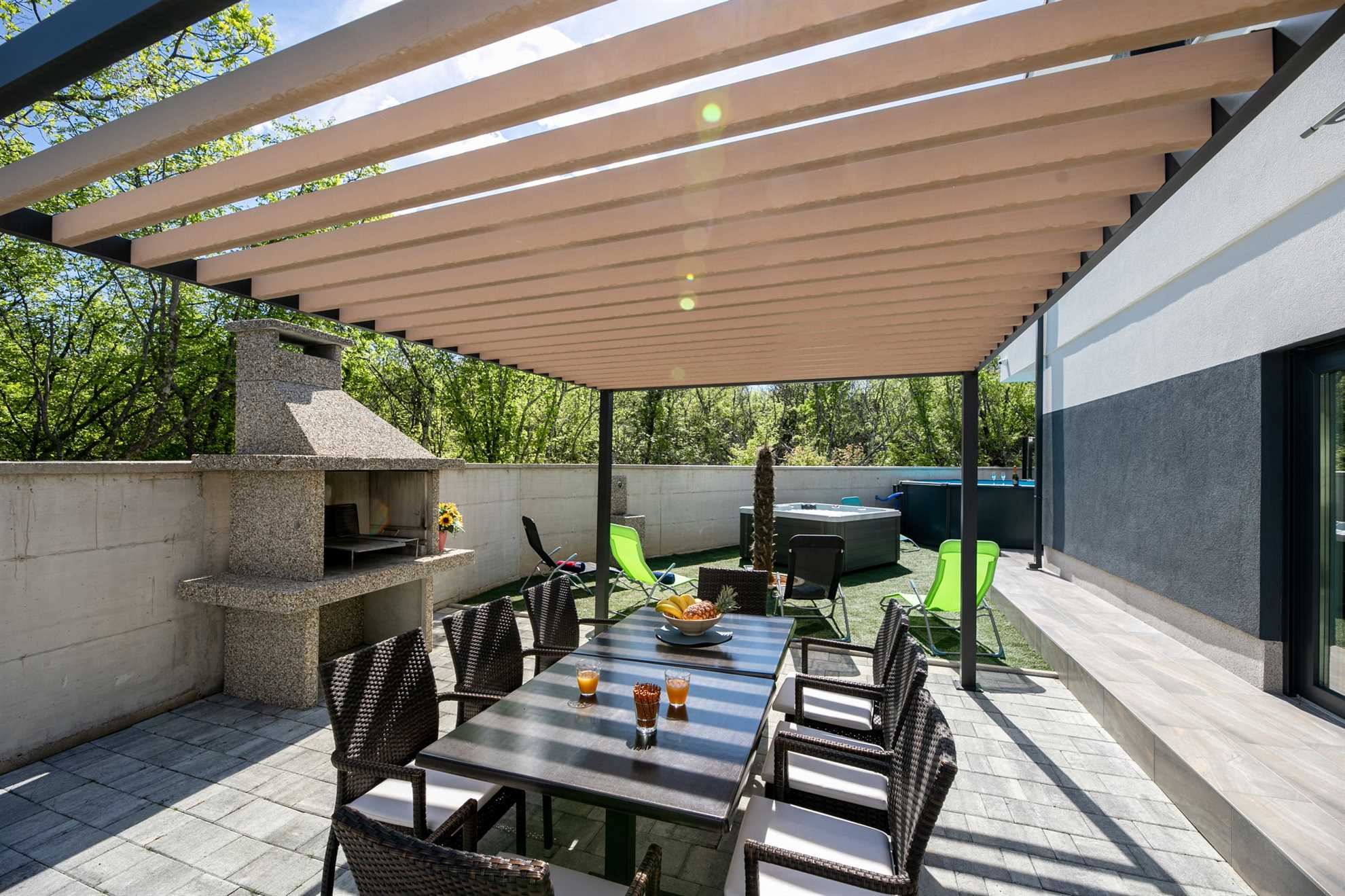 Villa Veroniq z bazenom & jacuzzijem