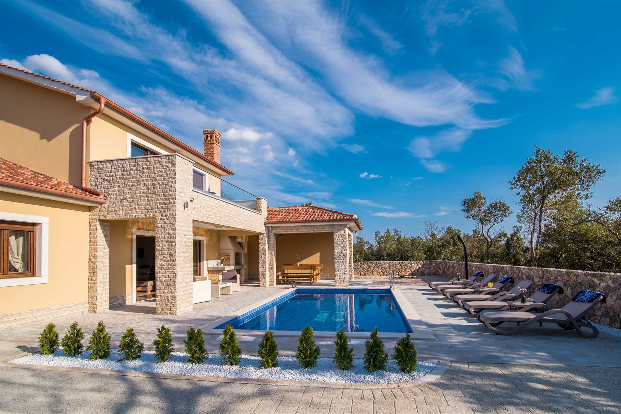 Beautiful villa LAURA with private pool