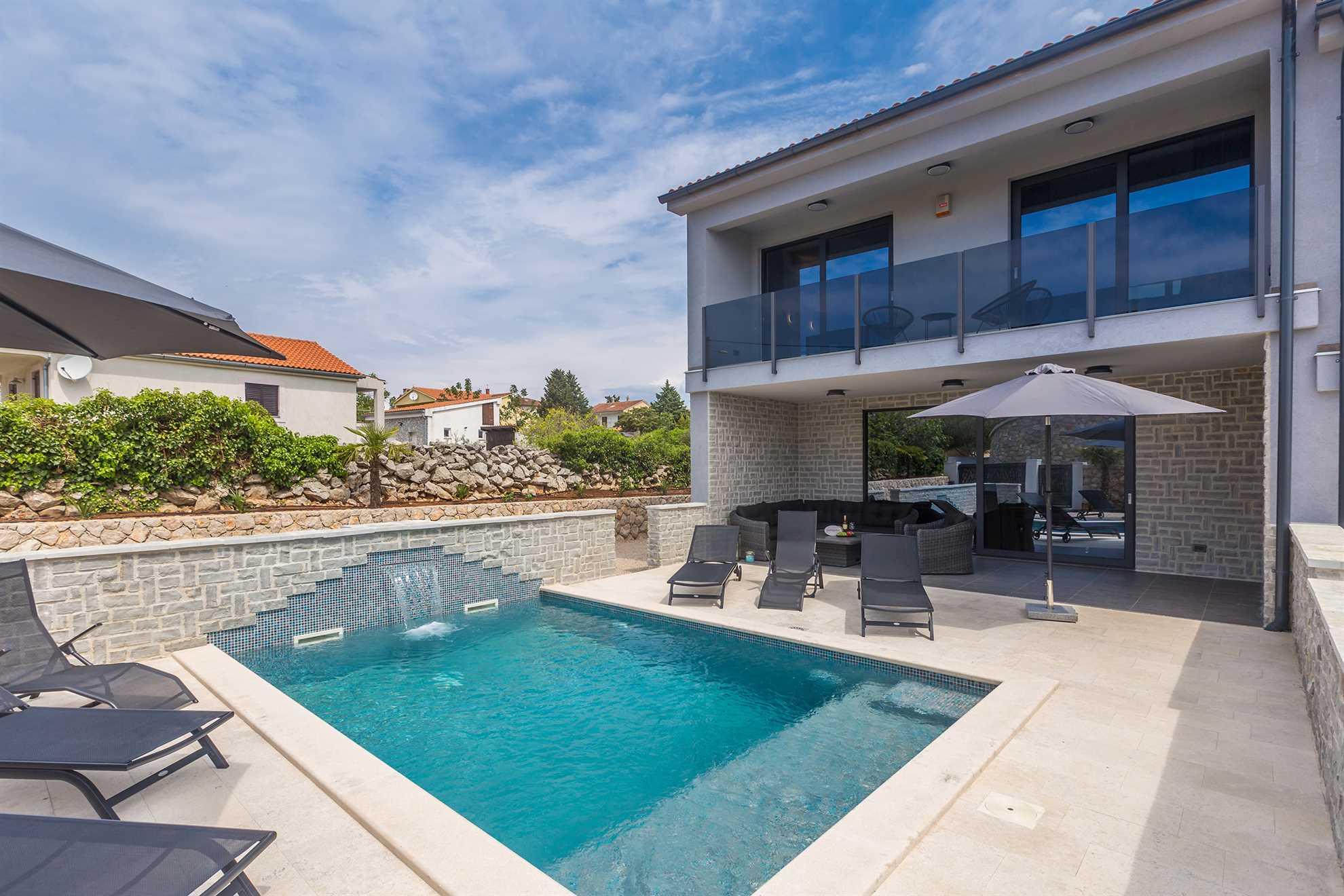 Villa MORE con piscina privata