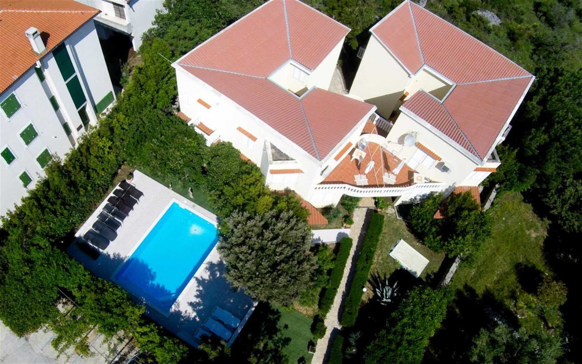 Image of Diamond 8 - Apartment for three with the swimming pool and a big garden