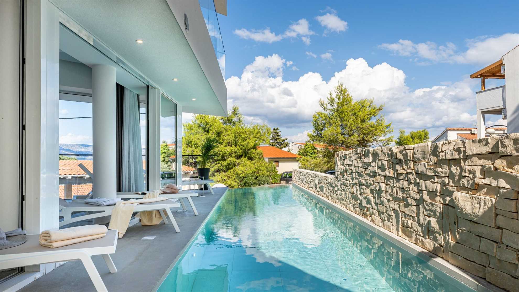 Image of New! Luxury Villa Prestige