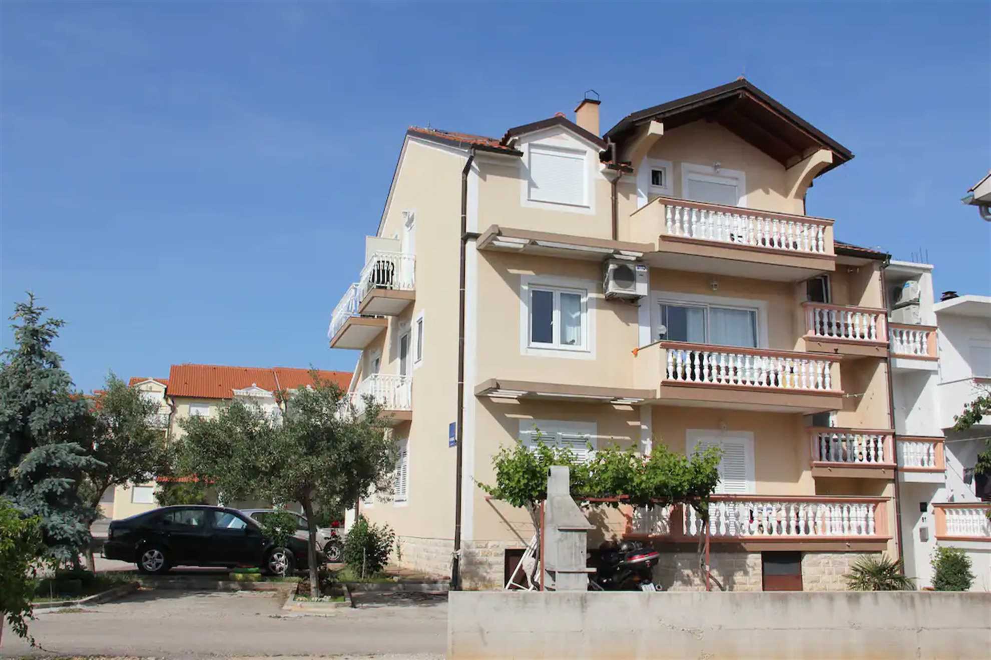 Image of A6 Two bedroom Apartment Storic for 6 guests near the beach