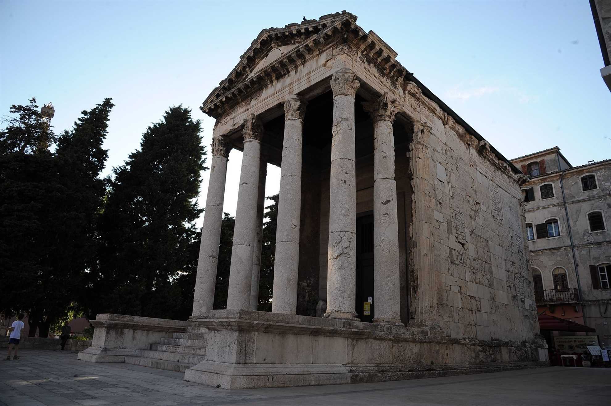 Lepo stanovanje v Pulju, za 2-4 osebe, peš stran od mestnega jedra